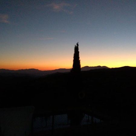 מאלגה Casa Rural La Higuera Chica מראה חיצוני תמונה