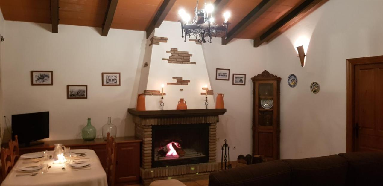 מאלגה Casa Rural La Higuera Chica מראה חיצוני תמונה