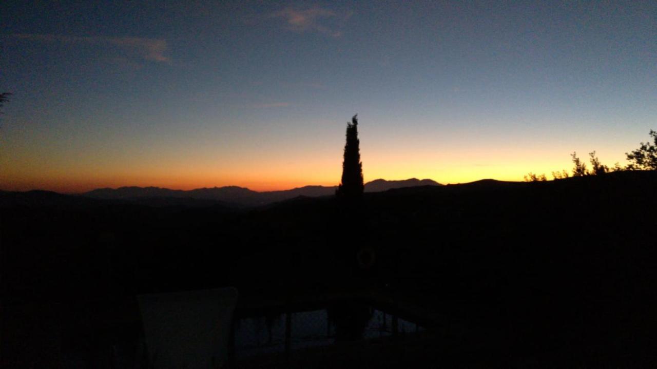 מאלגה Casa Rural La Higuera Chica מראה חיצוני תמונה