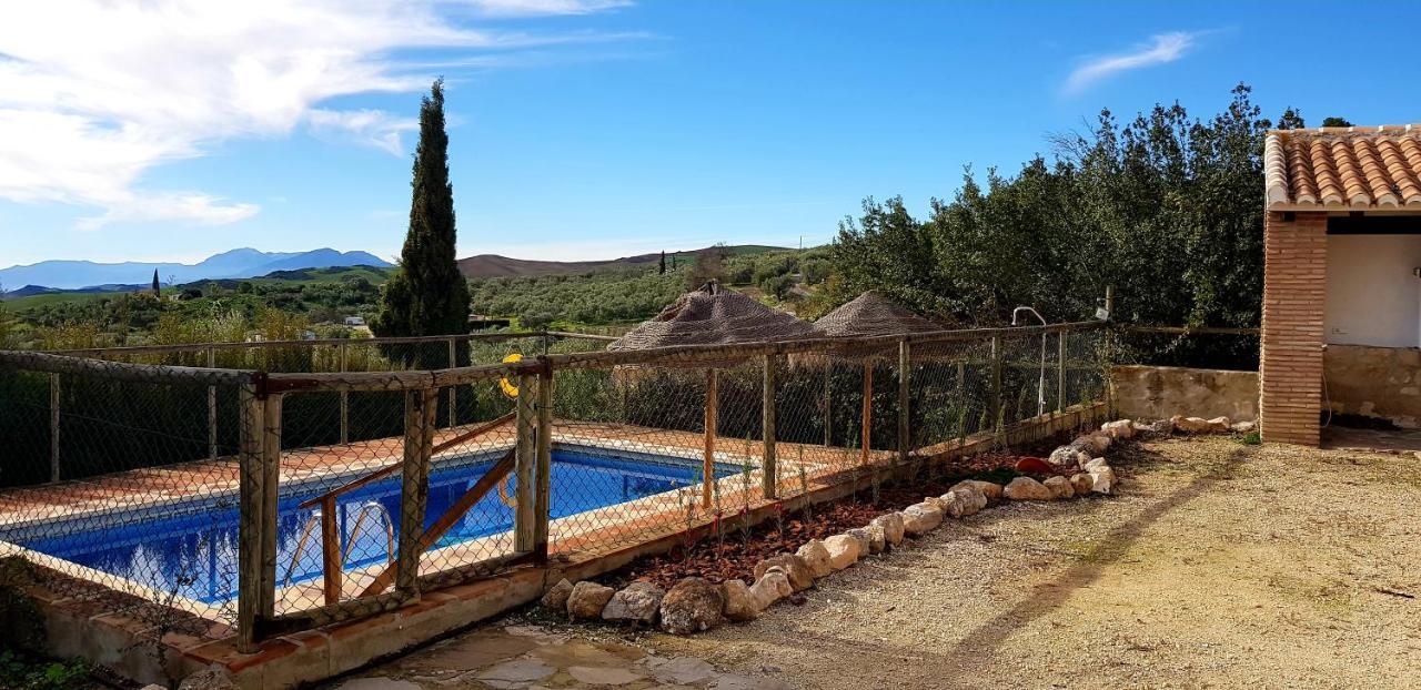 מאלגה Casa Rural La Higuera Chica מראה חיצוני תמונה