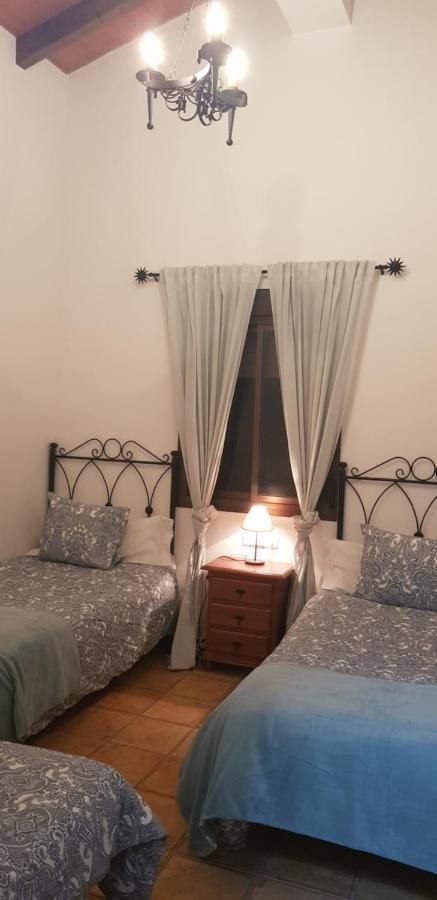 מאלגה Casa Rural La Higuera Chica מראה חיצוני תמונה